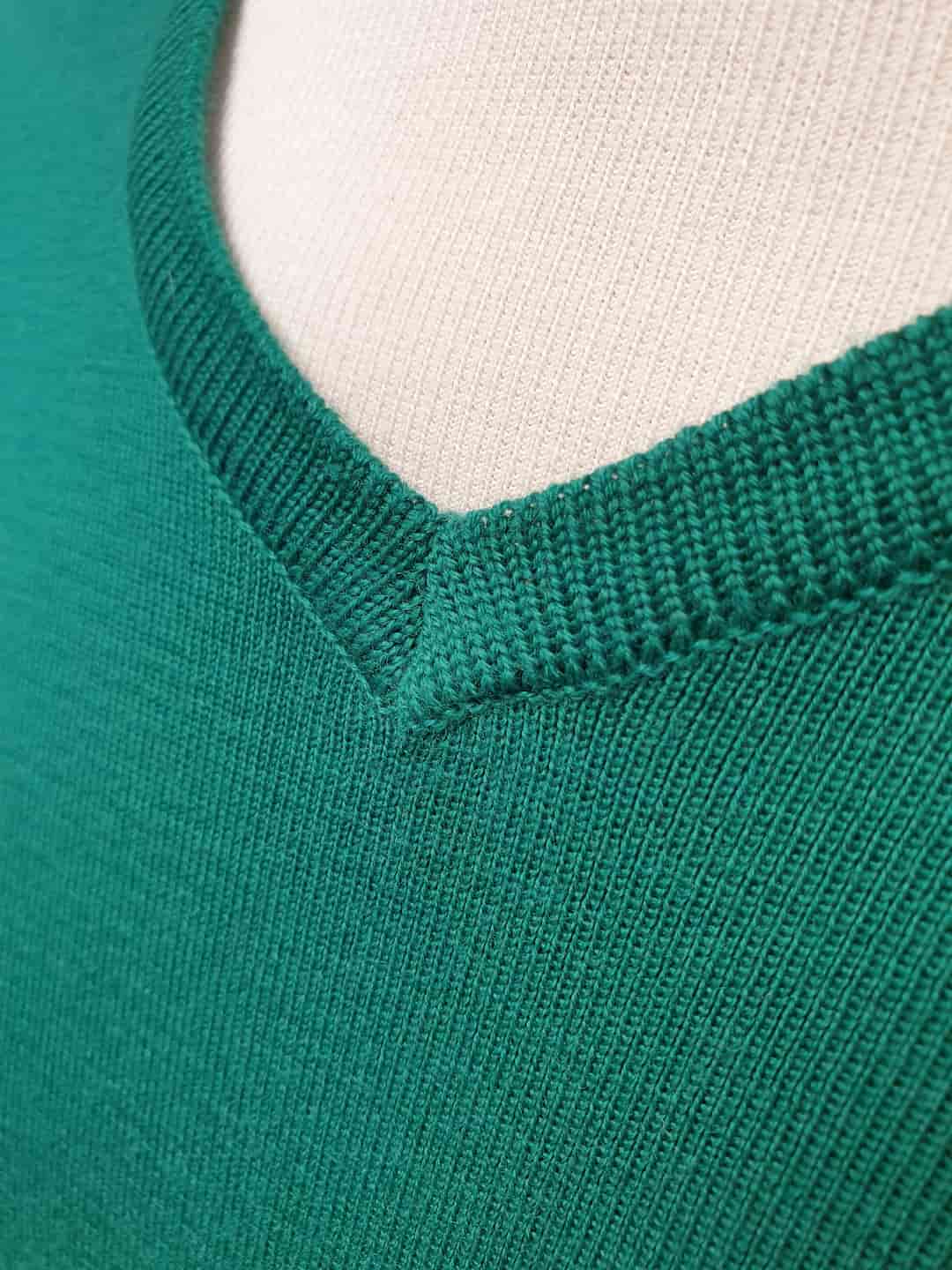 Pull col v Coutances – Image 2